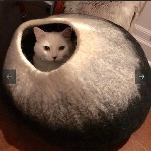 NWT- Felted Black/White Merlino Wool Cozy Cat Cave Bed